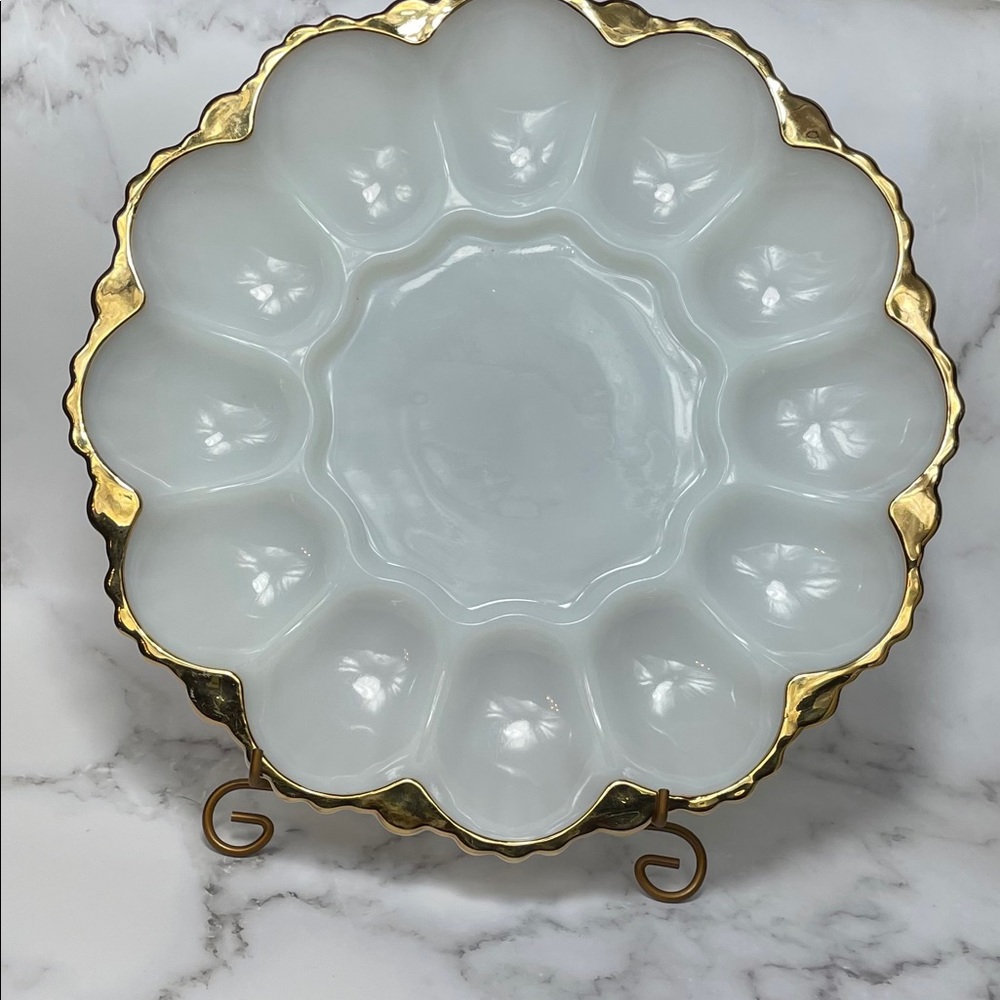 Vintage Anchor Hocking glass Easter egg dish